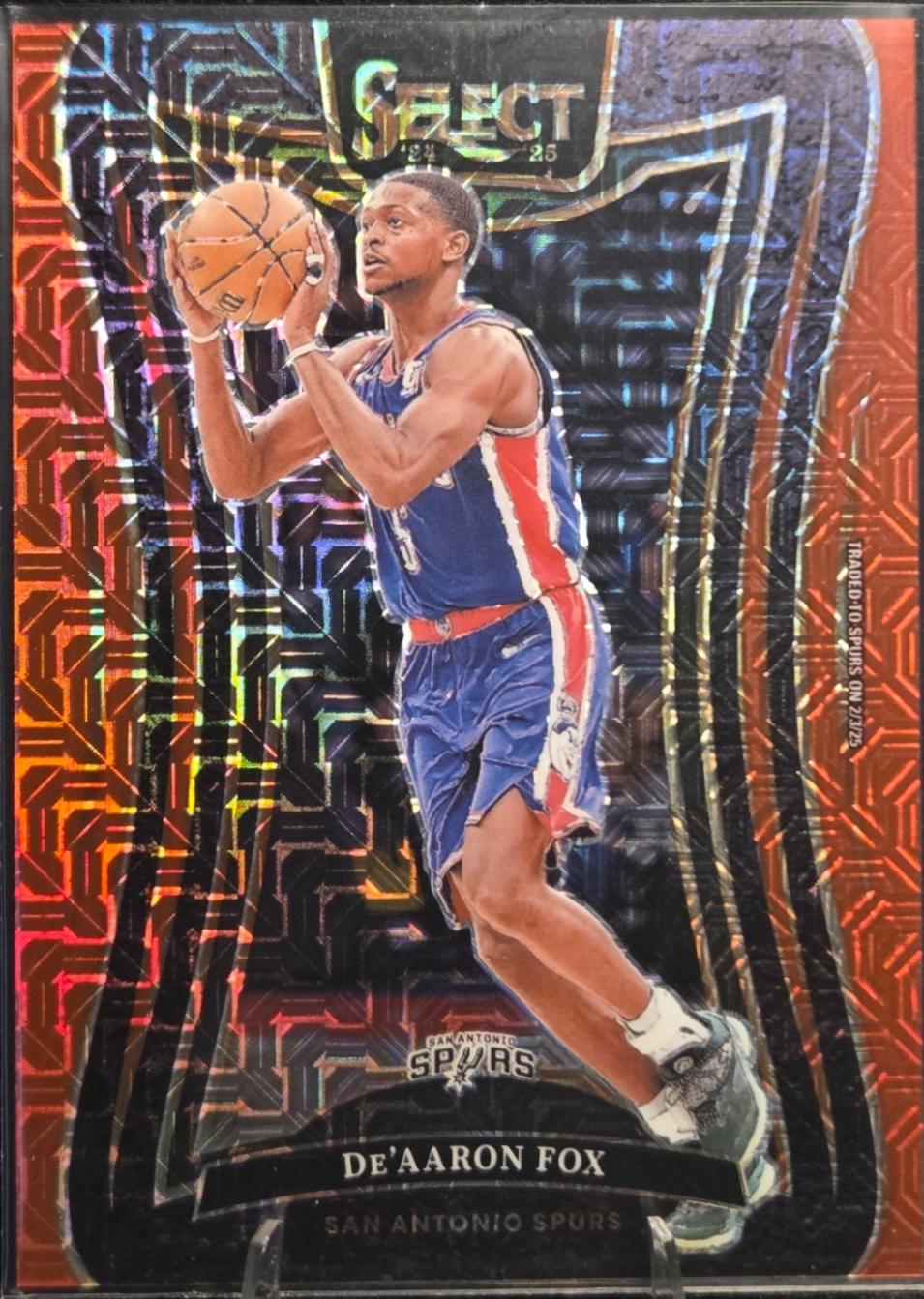 De'Aaron Fox [Red Mojo Prizm] #336
