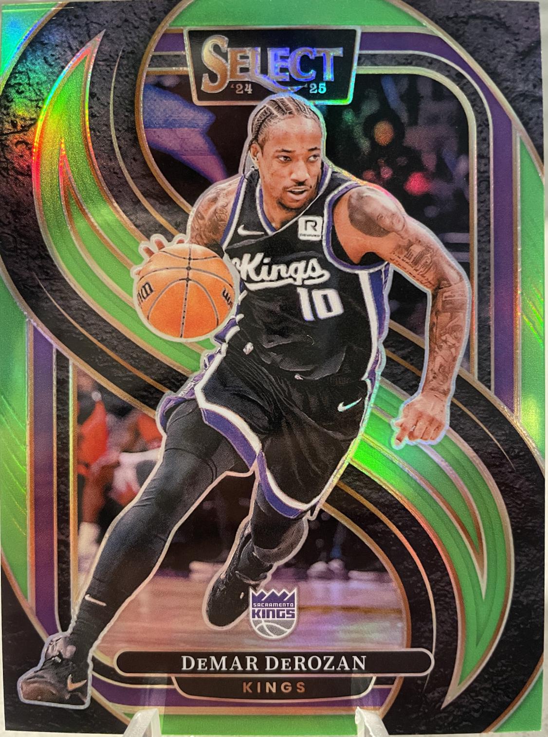 DeMar DeRozan [Neon Green Prizm] #122