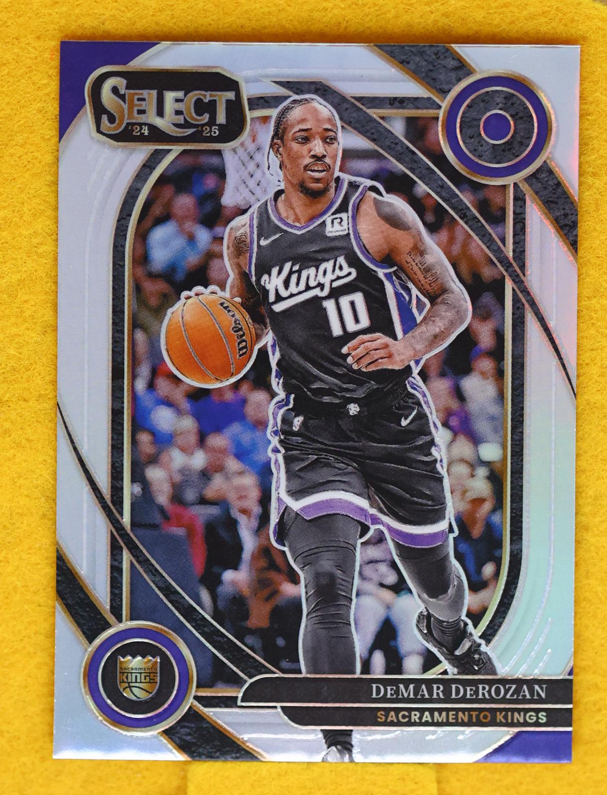 DeMar DeRozan [Silver Prizm] #252