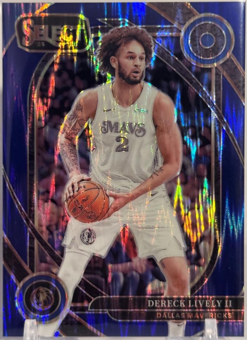 Dereck Lively II [Blue Flash Prizm] #217