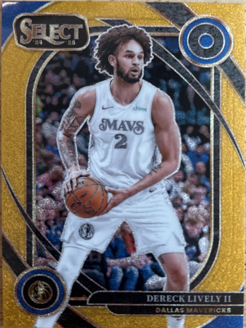 Dereck Lively II [Gold Glitter Prizm] #217