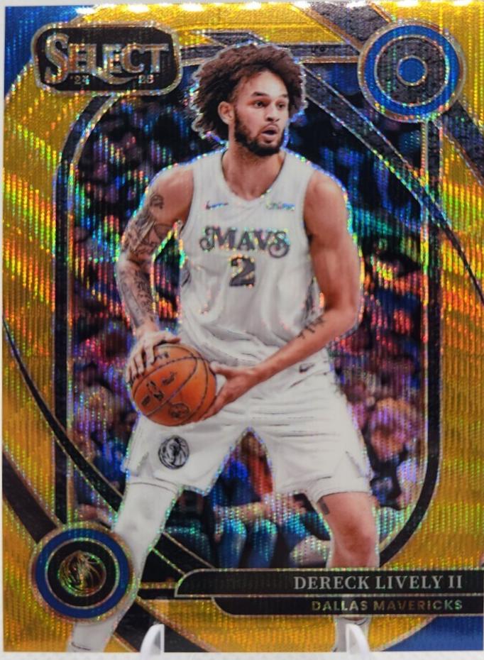 Dereck Lively II [Gold Wave Prizm] #217