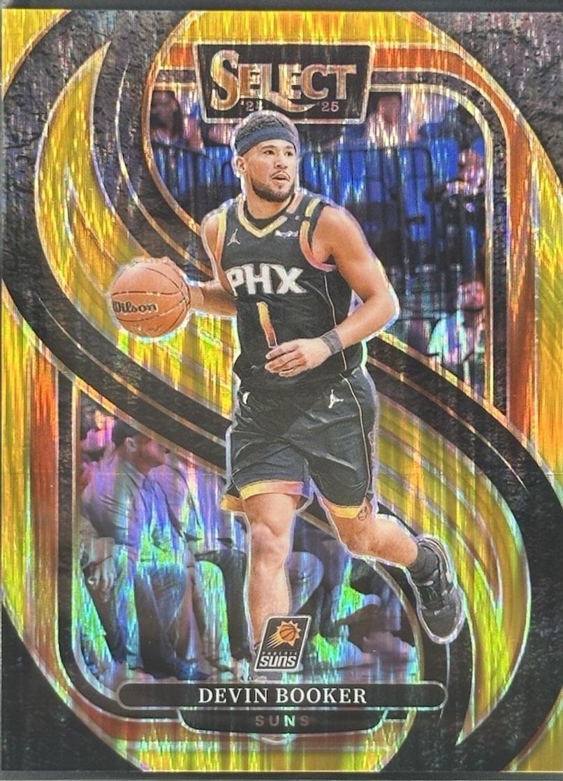 Devin Booker [Gold Prizm] #139