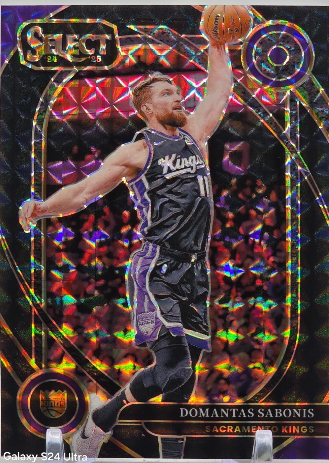 Domantas Sabonis [Black Finite Prizm] #253