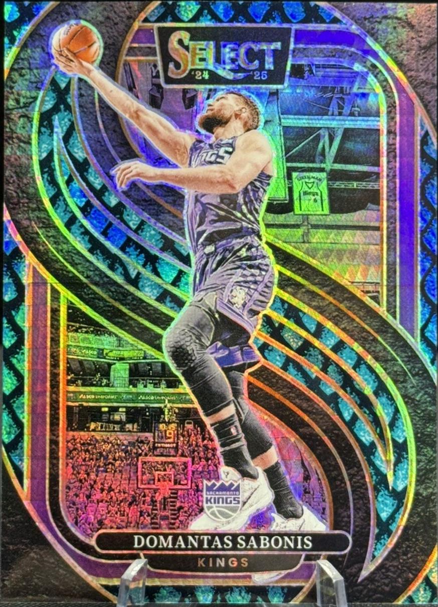 Domantas Sabonis [Dragon Scale Prizm] #135