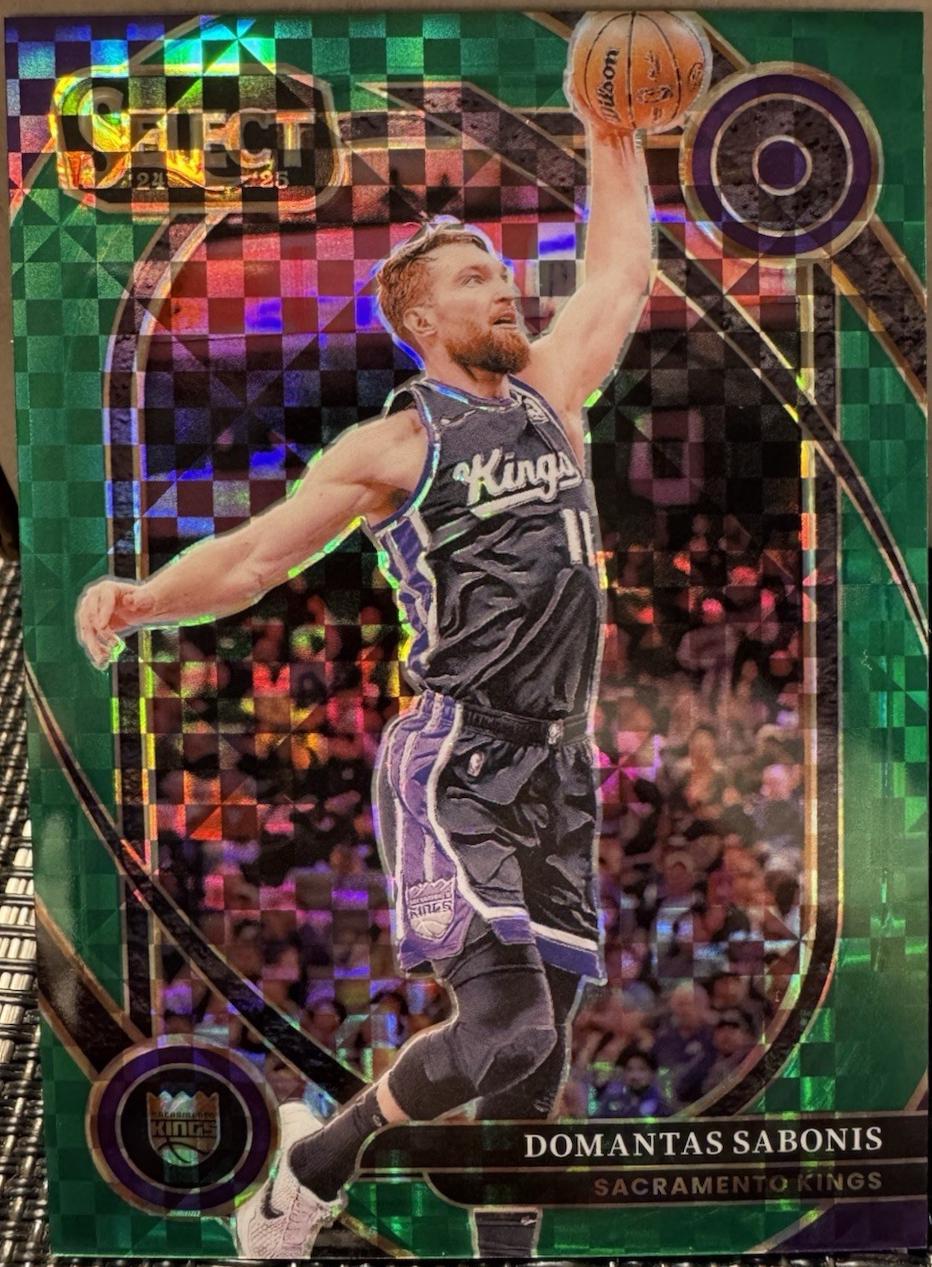 Domantas Sabonis [Green Prizm] #253