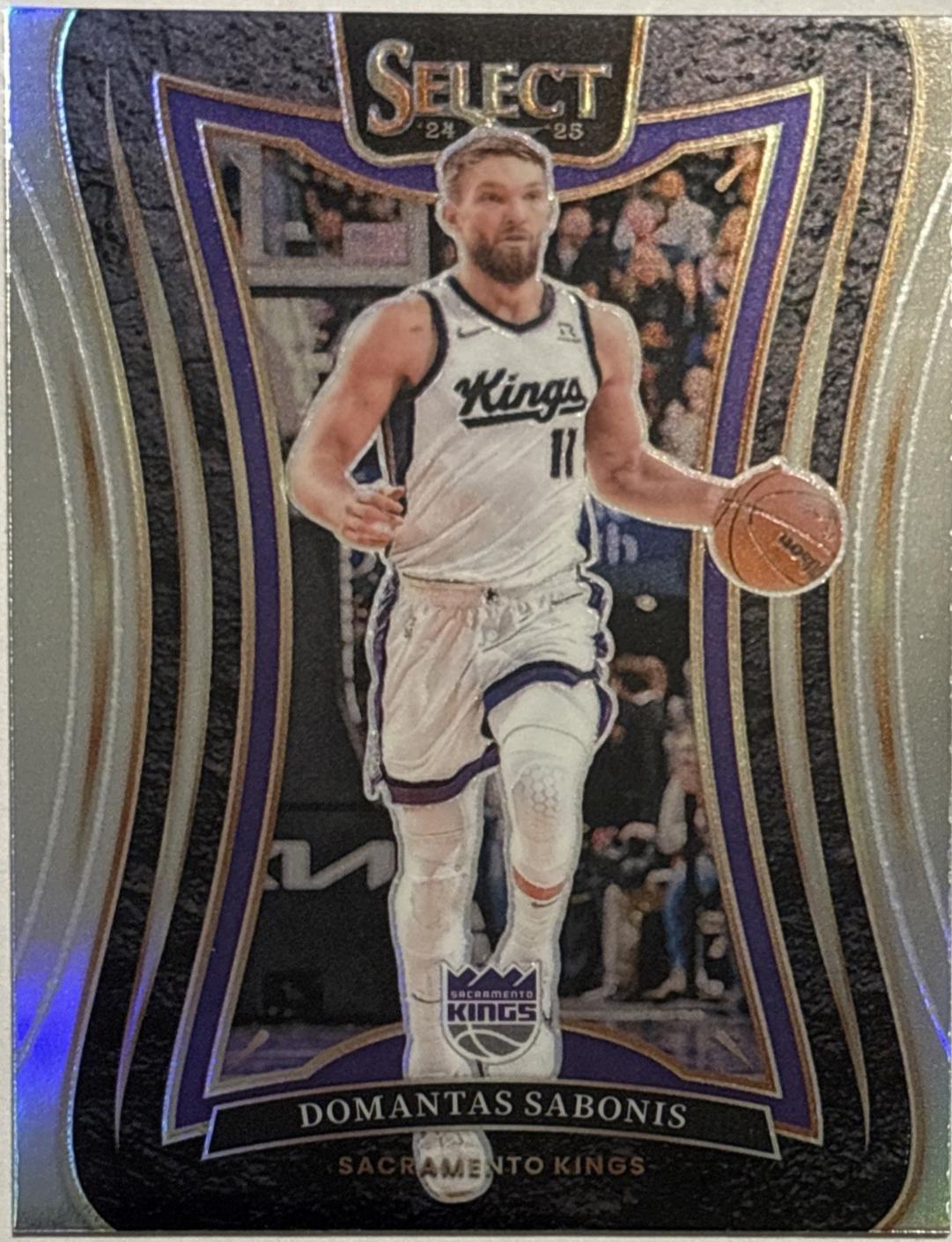 Domantas Sabonis [Silver Prizm] #340