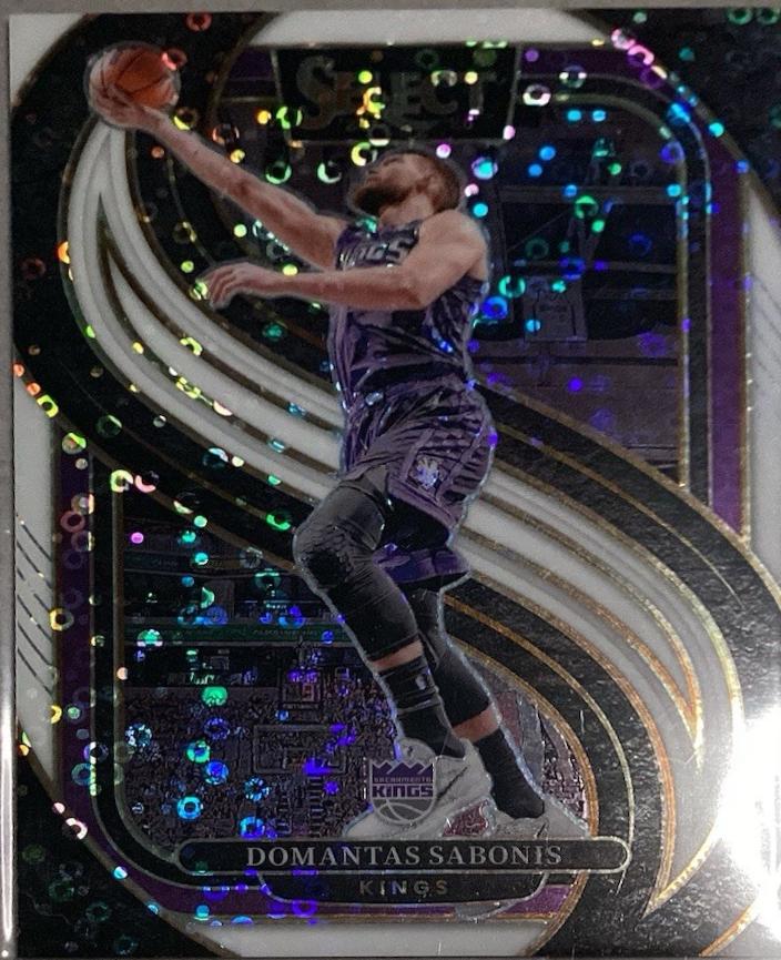 Domantas Sabonis [White Disco Prizm] #135