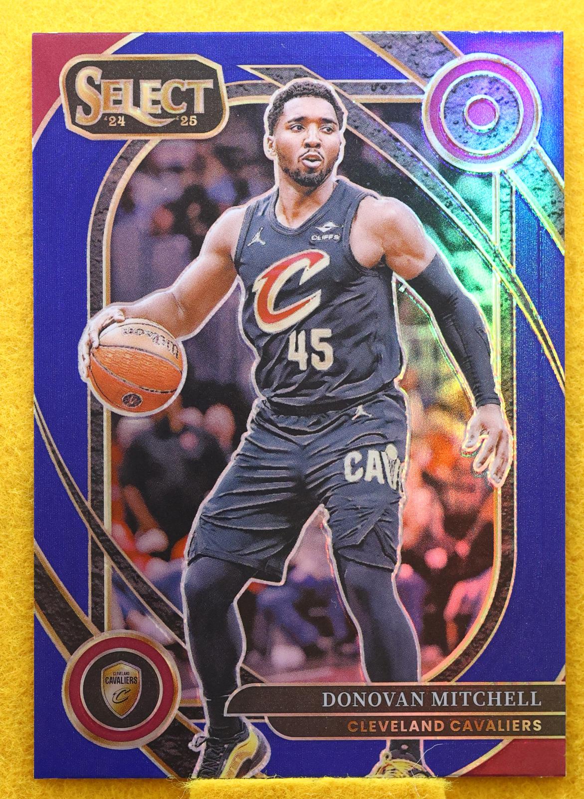 Donovan Mitchell [Blue Prizm] #261