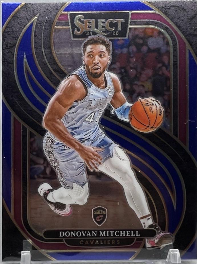 Donovan Mitchell [Blue] #155