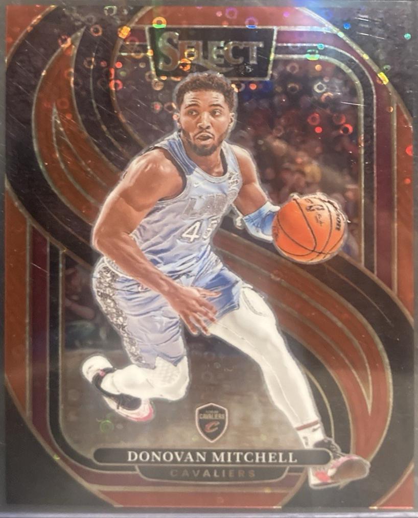 Donovan Mitchell [Red Disco Prizm] #155