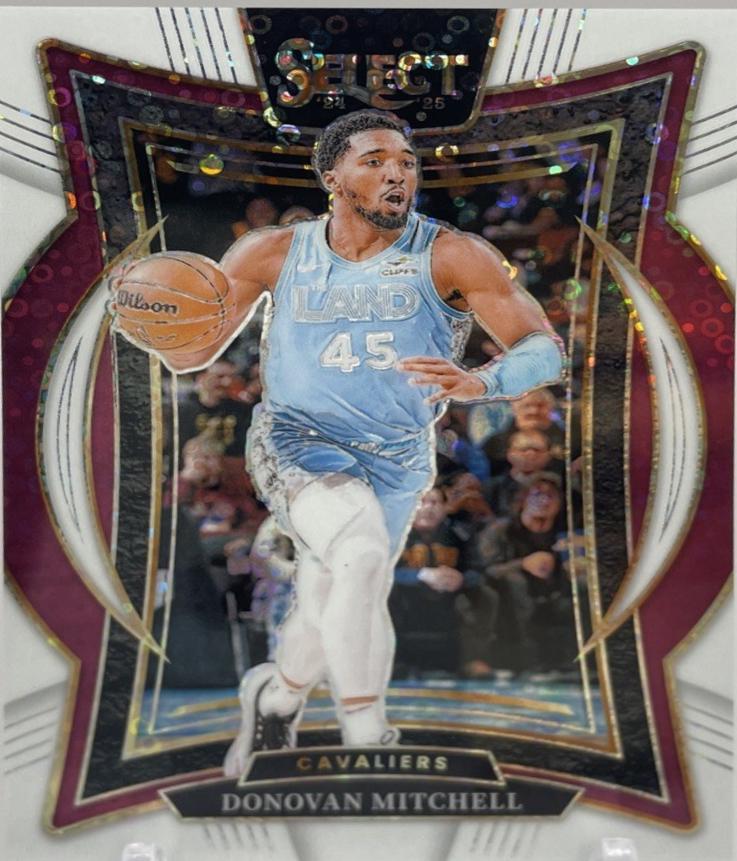 Donovan Mitchell [White Disco Prizm] #155