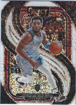 Donovan Mitchell [White Sparkle Prizm] #155