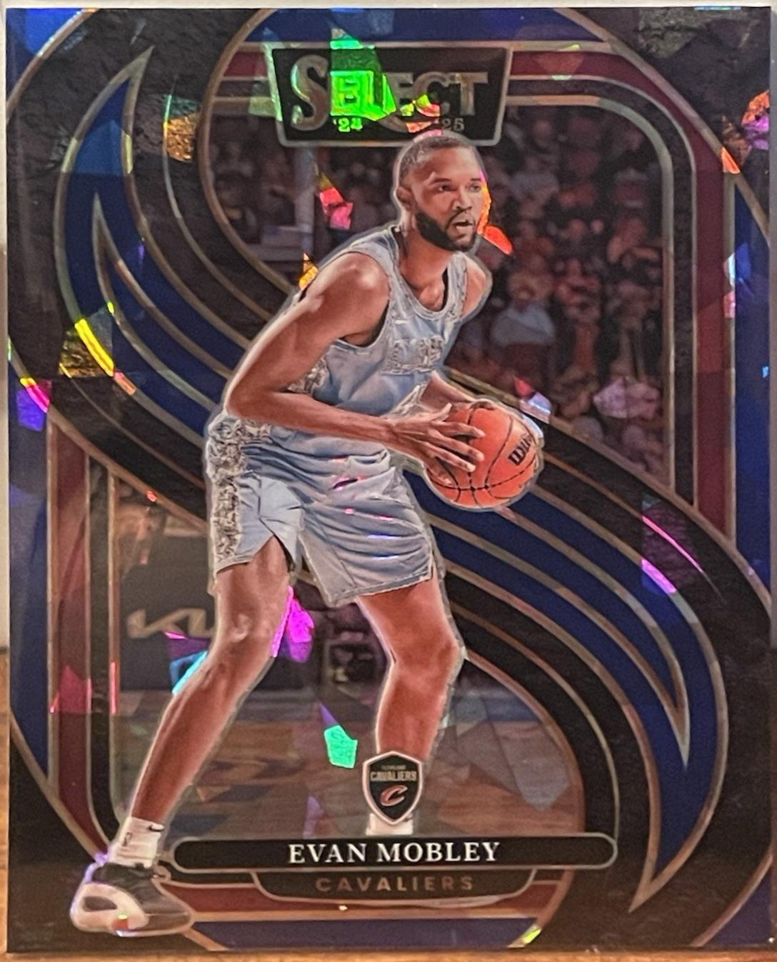 Evan Mobley [Light Blue Prizm] #112