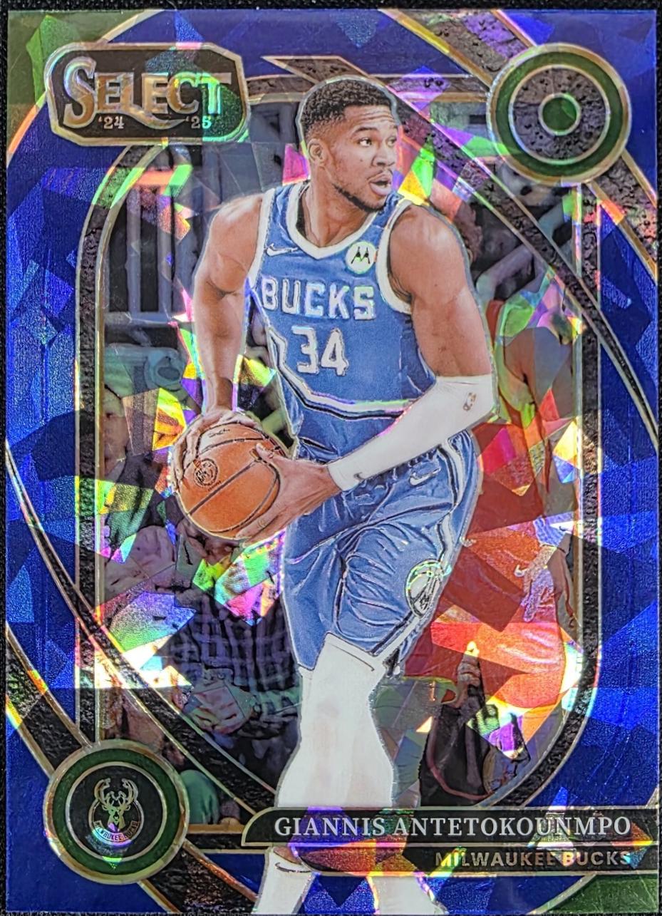 Giannis Antetokounmpo [Blue Cracked Ice Prizm] #235