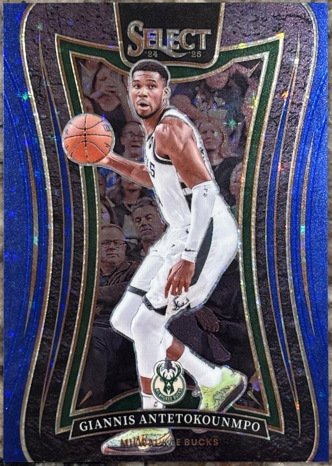 Giannis Antetokounmpo [Blue Stars Prizm] #326