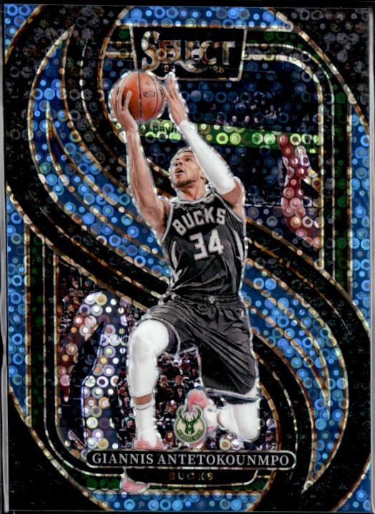 Giannis Antetokounmpo [Light Blue Disco Prizm] #137