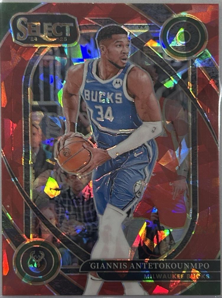 Giannis Antetokounmpo [Red Cracked Ice Prizm] #235