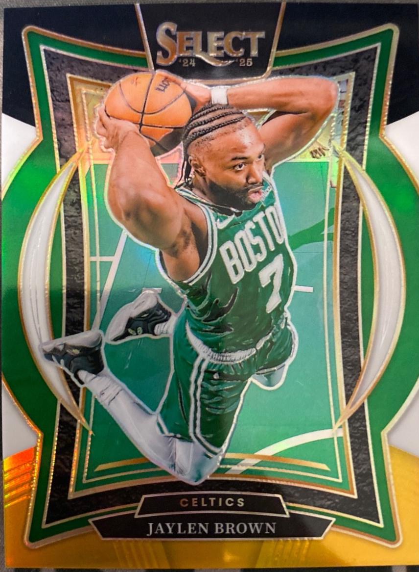 Jaylen Brown [Black Finite Prizm] #29