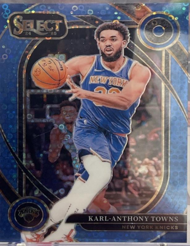 Karl-Anthony Towns [Light Blue Disco Prizm] #226