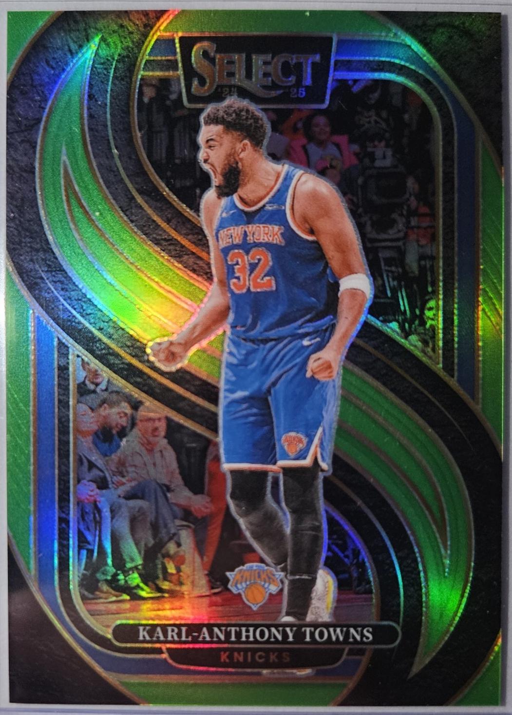Karl-Anthony Towns [Neon Green Prizm] #114