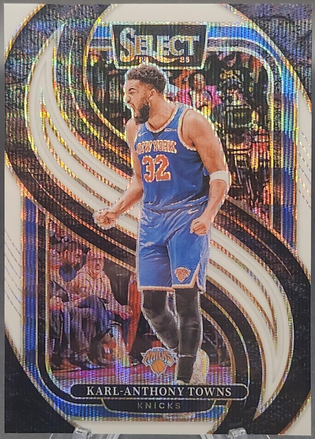 Karl-Anthony Towns [White Wave Prizm] #114