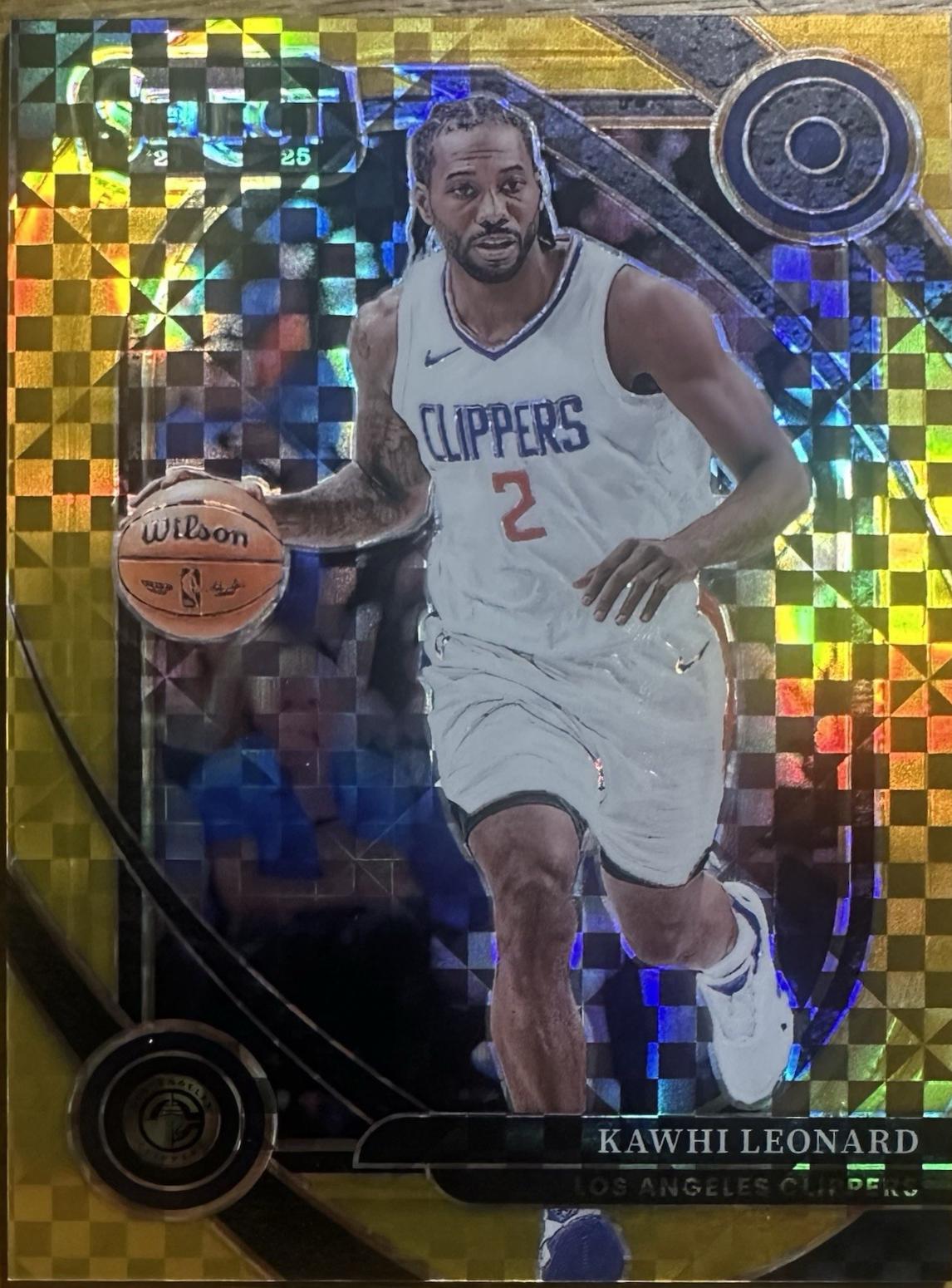 Kawhi Leonard [Gold Prizm] #237
