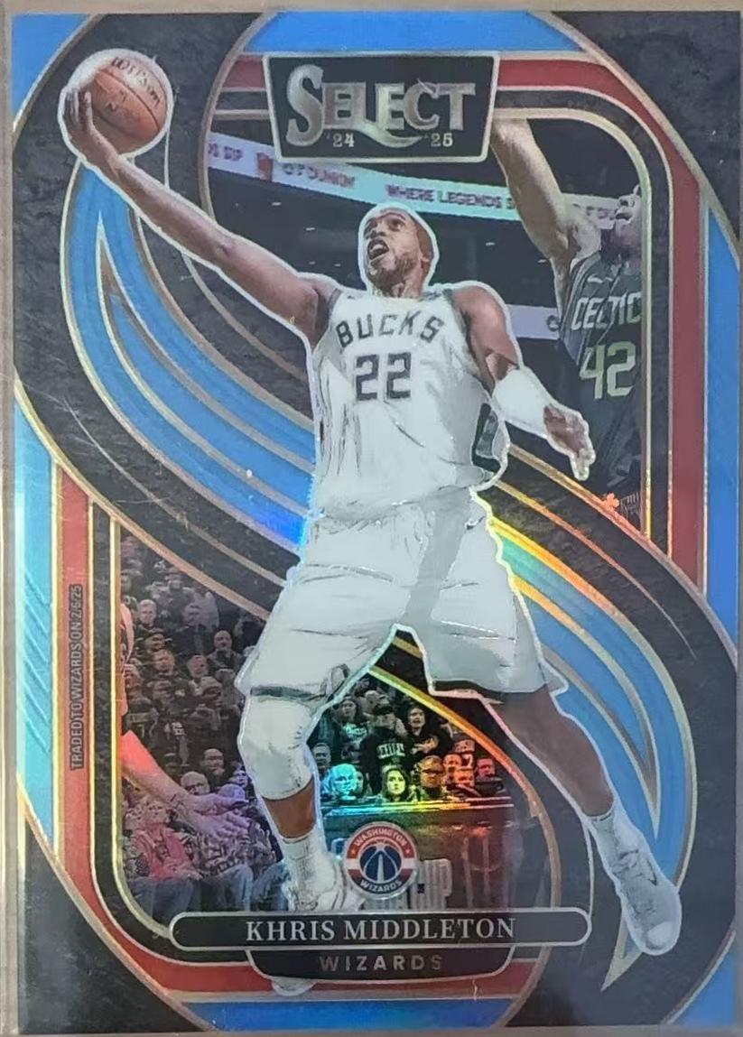 Khris Middleton [Light Blue Prizm] #161