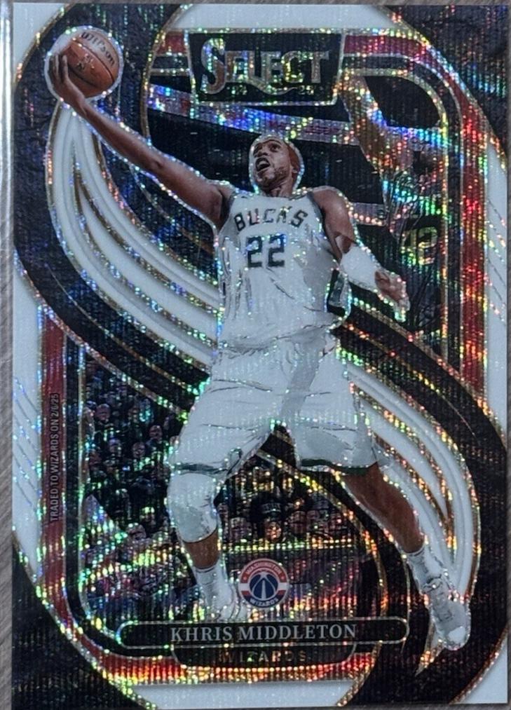 Khris Middleton [White Wave Prizm] #161
