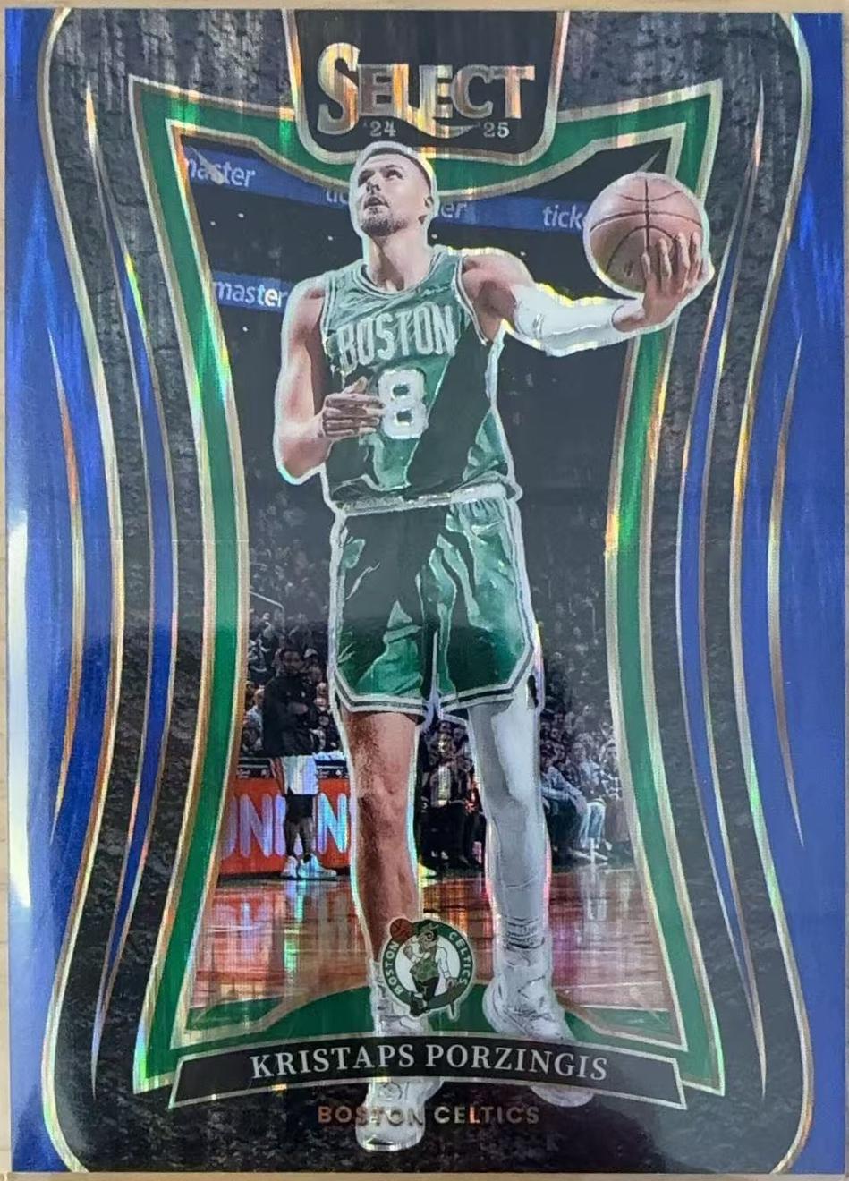 Kristaps Porzingis [Blue Flash Prizm] #357