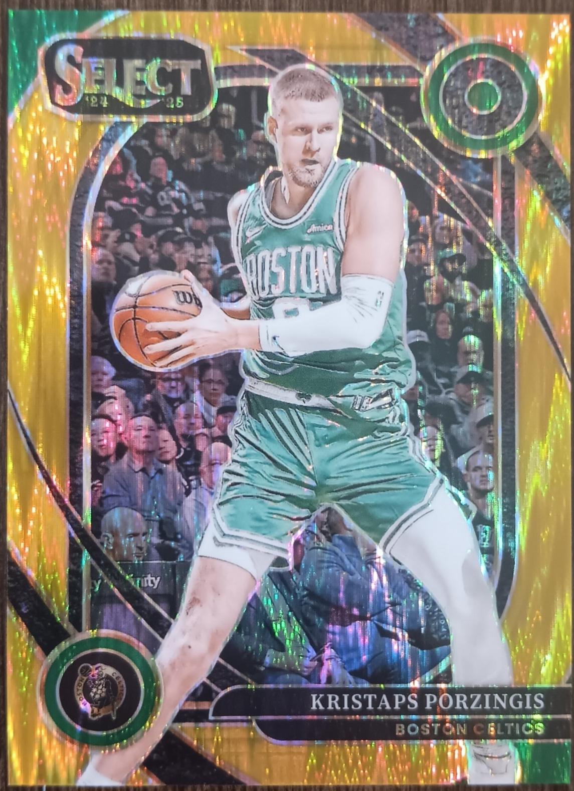 Kristaps Porzingis [Gold Flash Prizm] #232