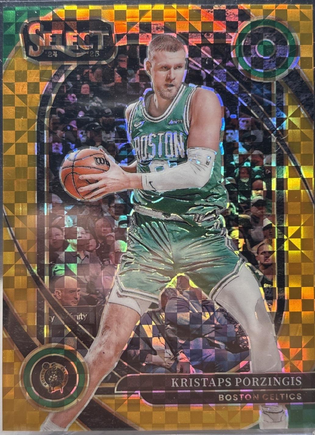 Kristaps Porzingis [Gold Prizm] #232