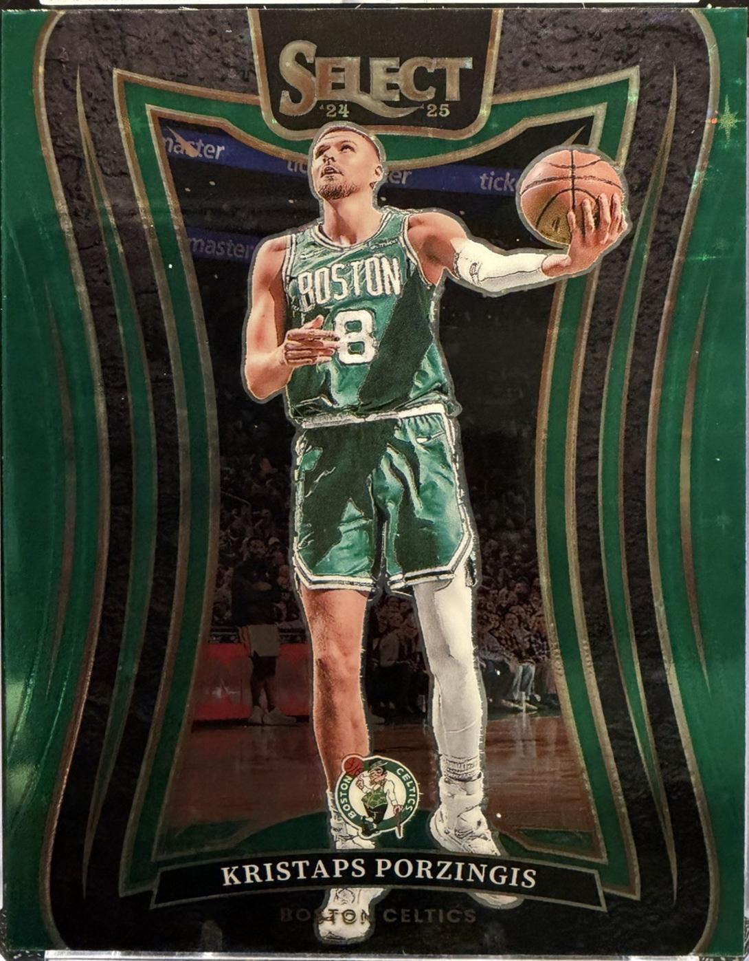 Kristaps Porzingis [Green Stars Prizm] #357