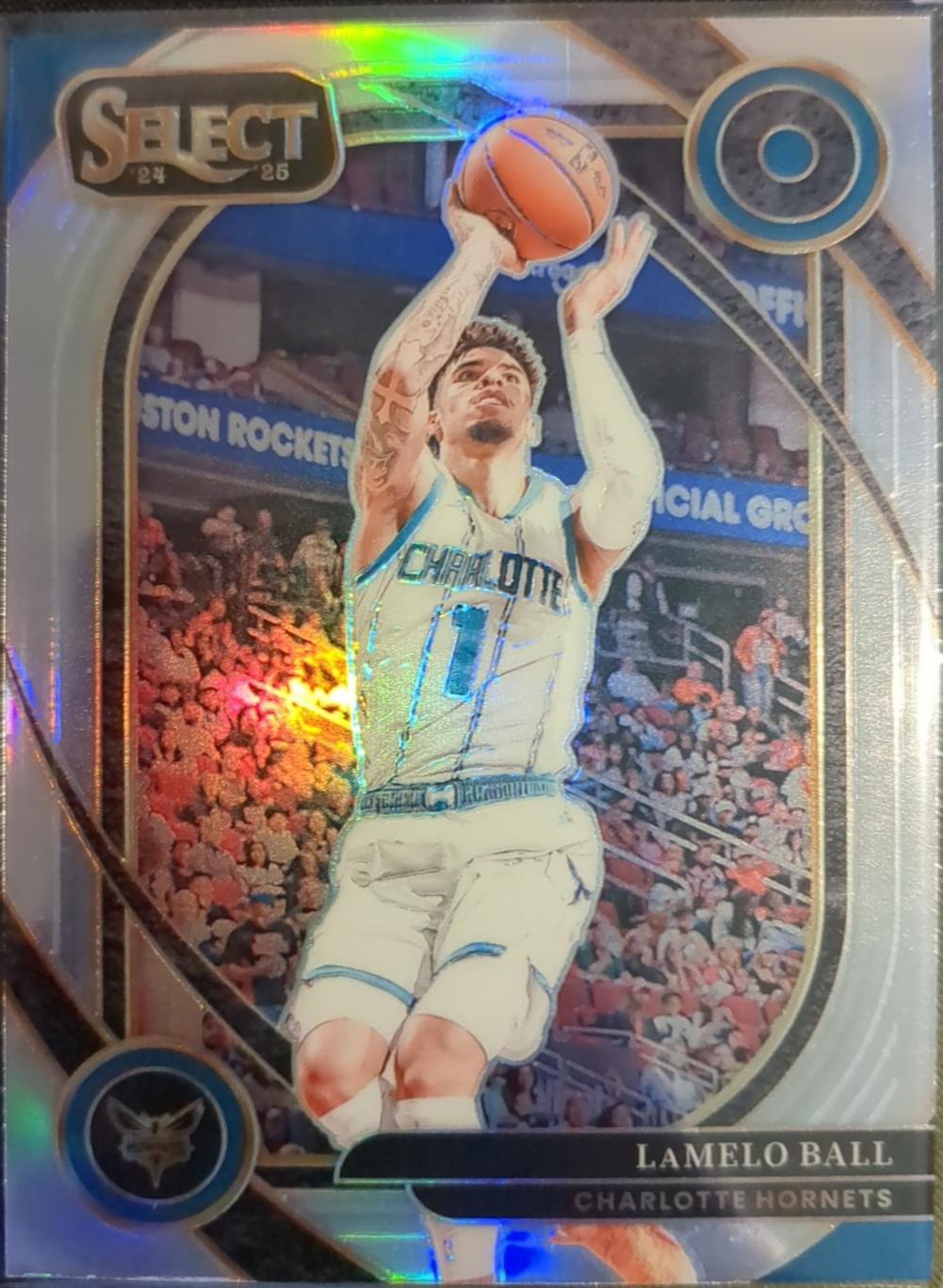 LaMelo Ball [Silver Prizm] #256
