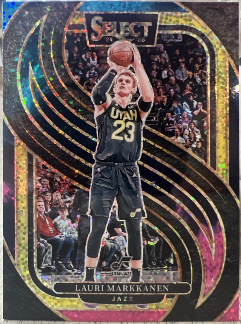 Lauri Markkanen [Cosmic Prizm] #136