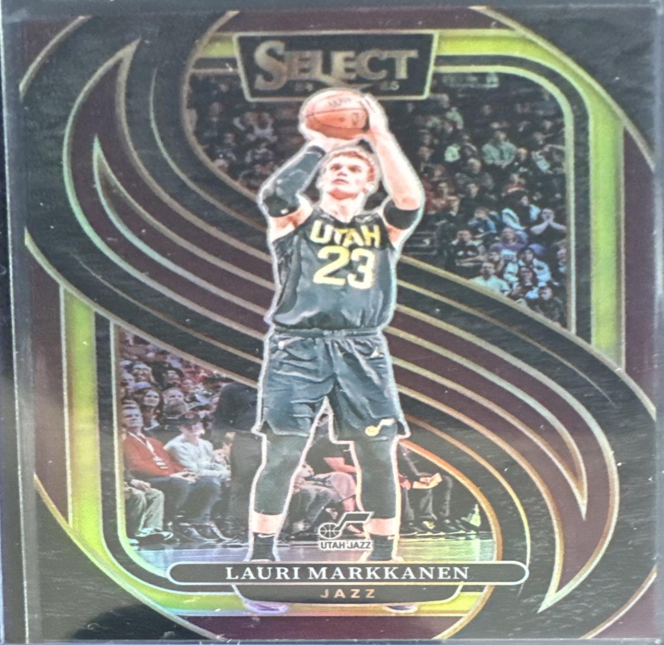 Lauri Markkanen [Maroon Prizm] #136