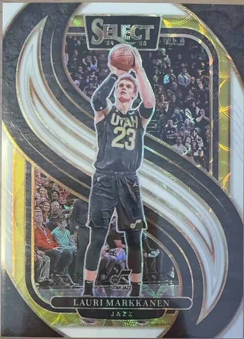 Lauri Markkanen [White Scope Prizm] #136