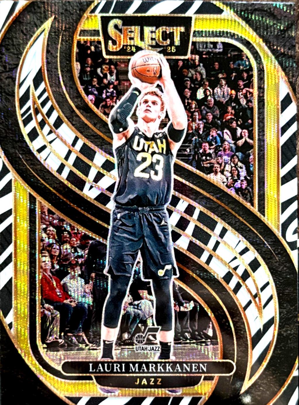 Lauri Markkanen [Zebra Prizm] #136