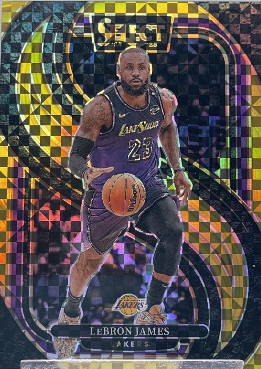 LeBron James [Gold Prizm] #111