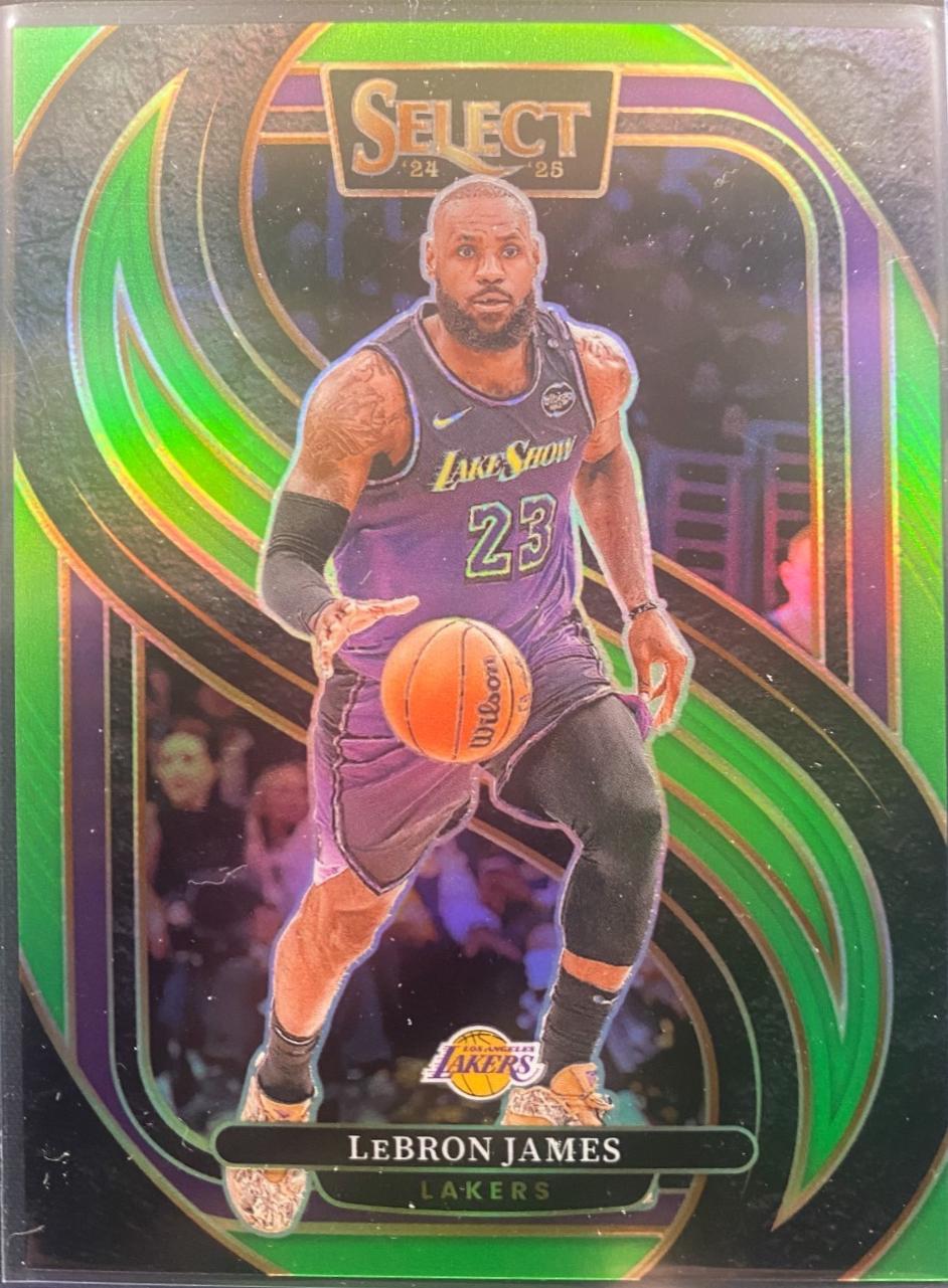 LeBron James [Neon Green Prizm] #111