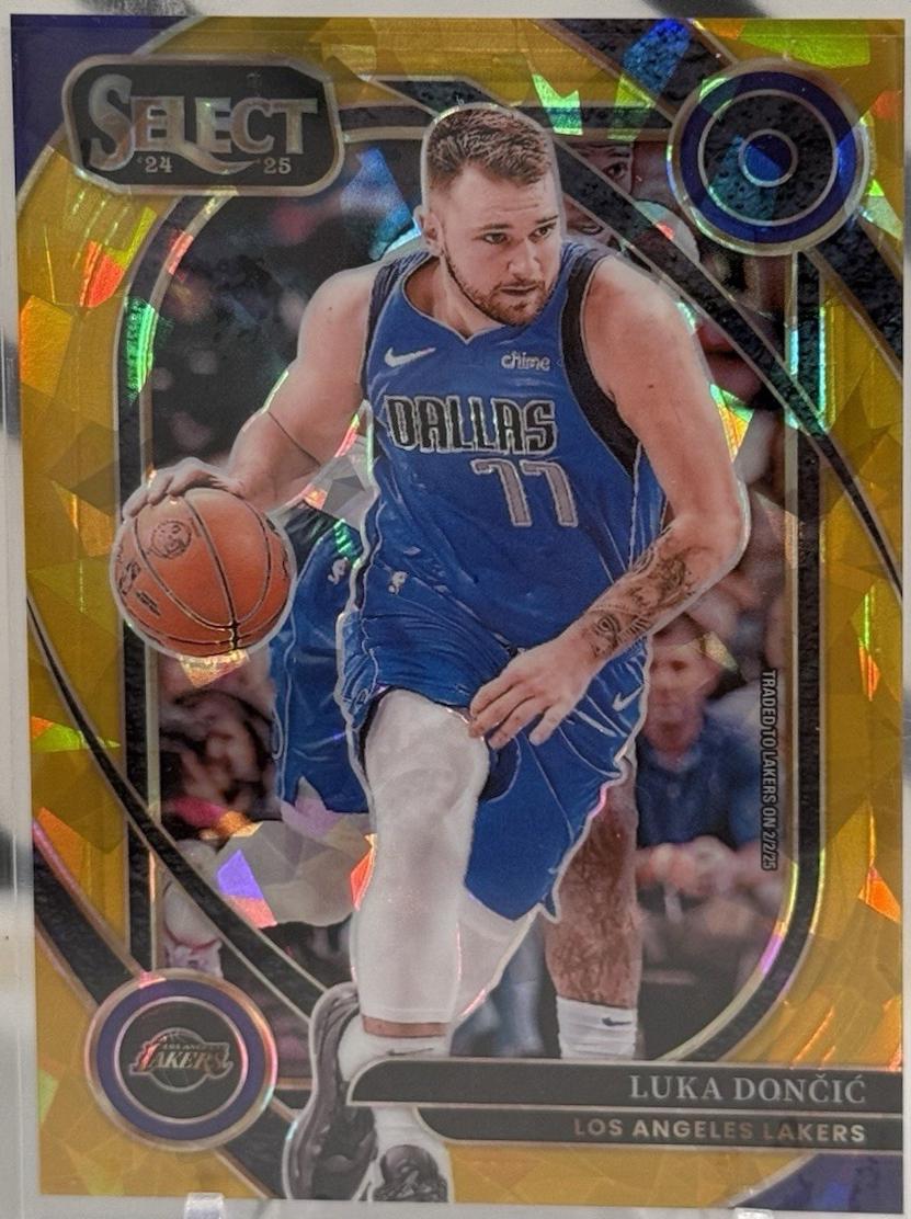 Luka Doncic [Gold Cracked ice Prizm] #265