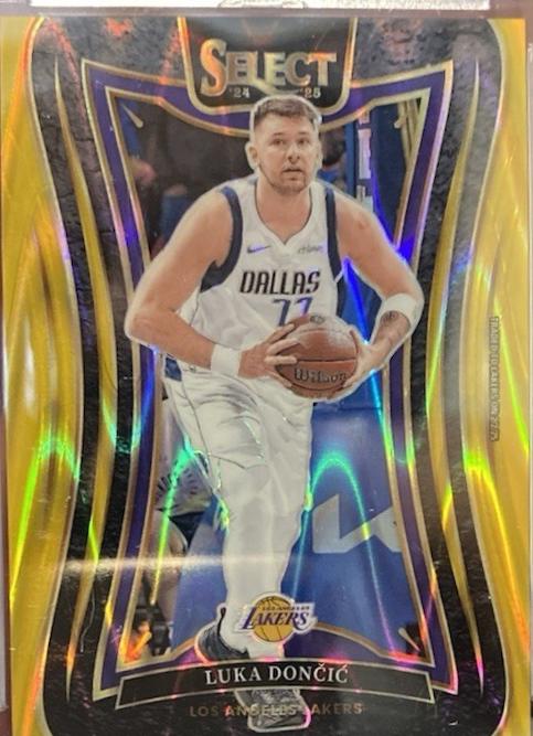 Luka Doncic [Gold Prizm] #347