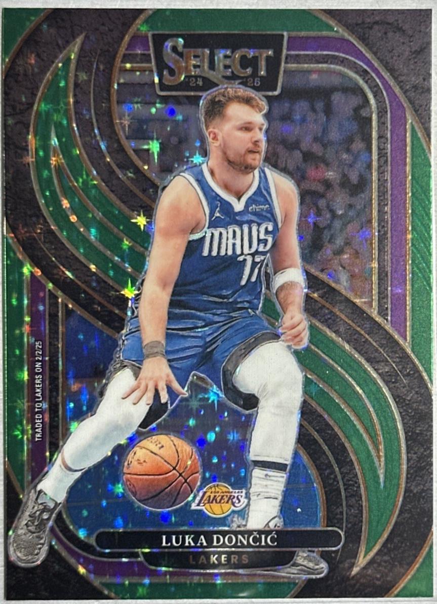 Luka Doncic [Green Stars Prizm] #141