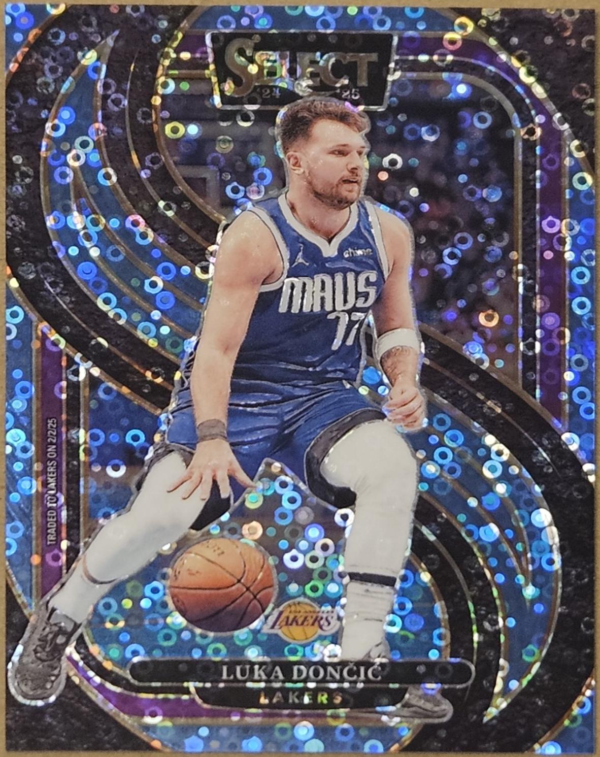 Luka Doncic [Light Blue Disco Prizm] #141