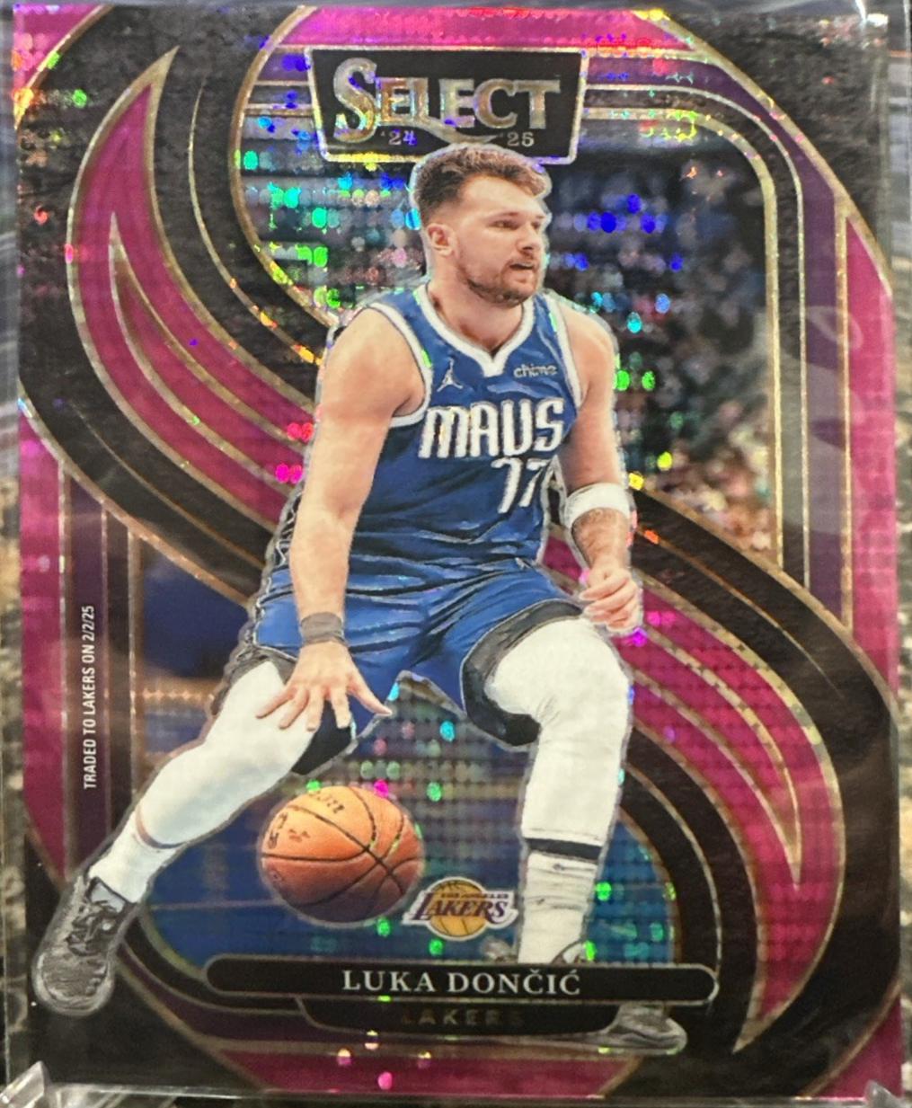 Luka Doncic [Neon Purple Pulsar Prizm] #141