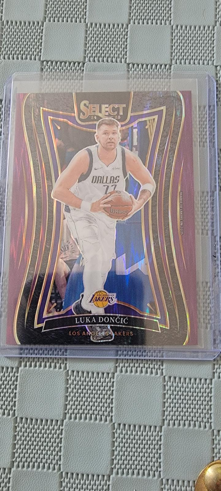 Luka Doncic [Purple Flash Prizm] #347
