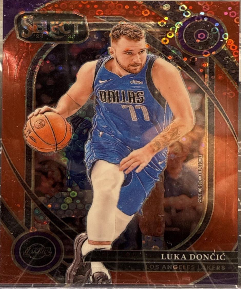 Luka Doncic [Red Disco Prizm] #265