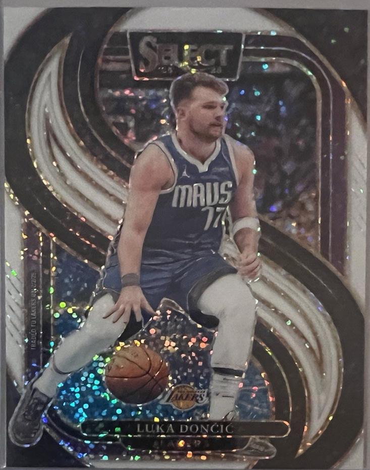 Luka Doncic [White Sparkle Prizm] #141
