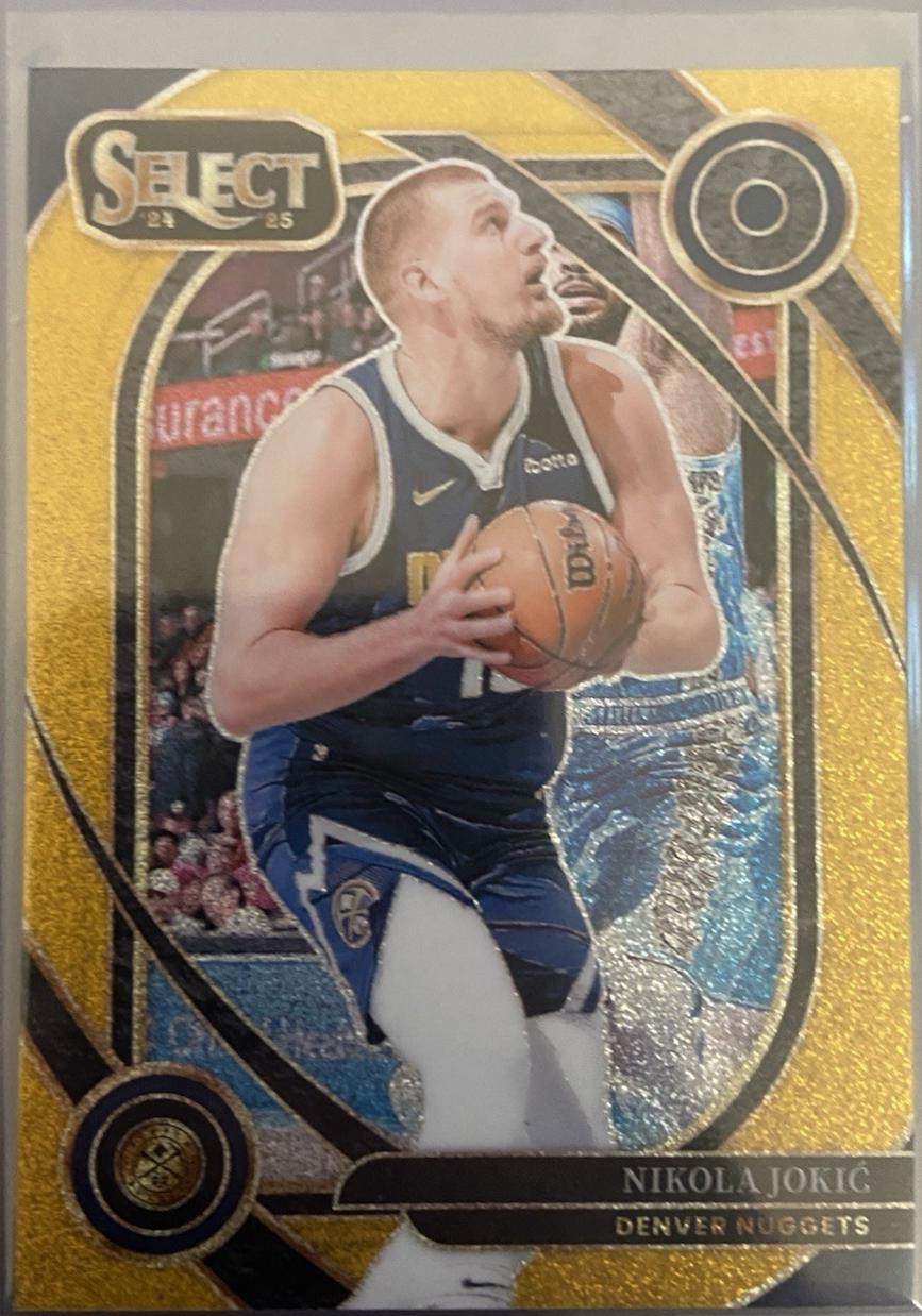 Nikola Jokic [Gold Glitter Prizm] #203