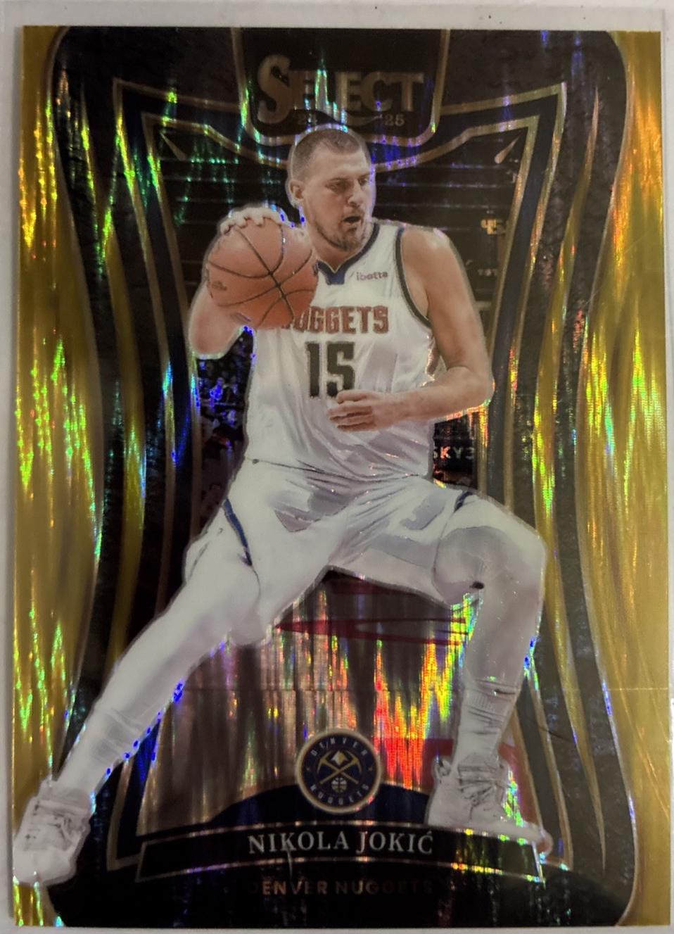 Nikola Jokic [Gold Prizm] #313